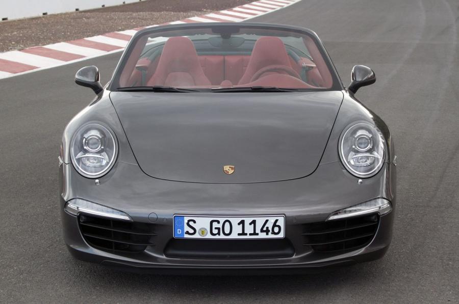  Porsche 911 Carrera S Cabriolet 2011 года  (фото 29 из 61)
